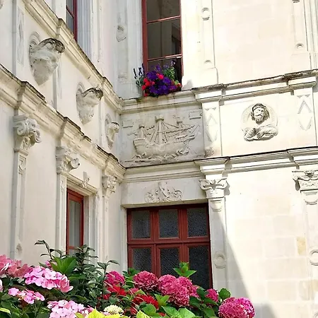 Les Sibylles Nyaraló Châtellerault